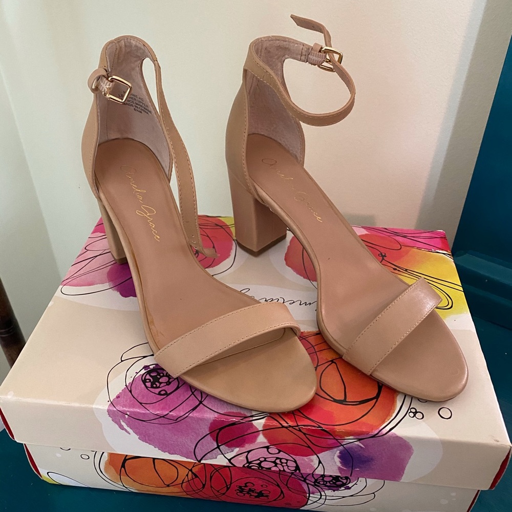 Amelia Grace Taupe/Beige heels